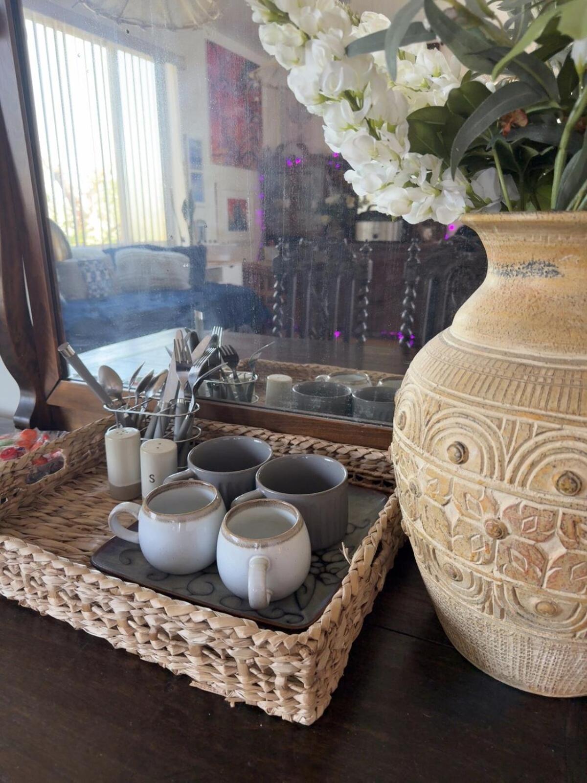 Peaceful Upstairs Oasis * Los Angeles